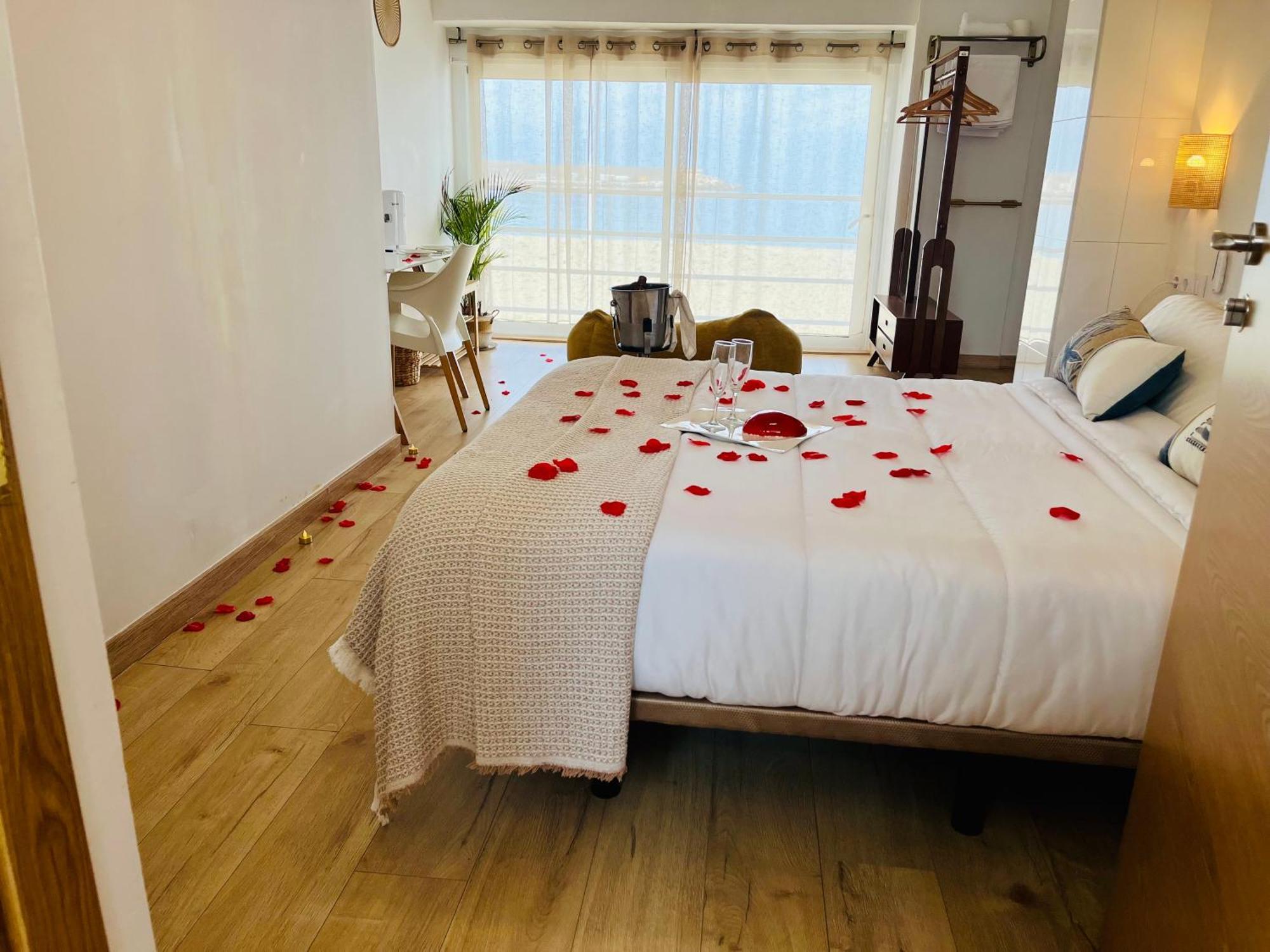 Hostal Playa Dreams Nautico Adults Garrucha Zewnętrze zdjęcie